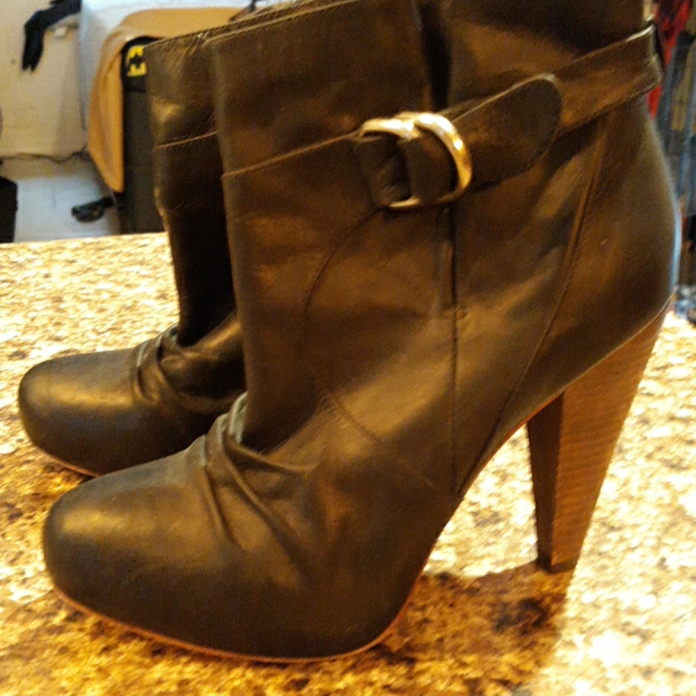 Steve Madden booties